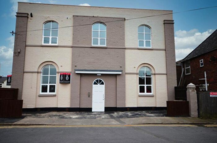 2 Bedroom Apartment To Rent In Grove Street West, Boston, PE21