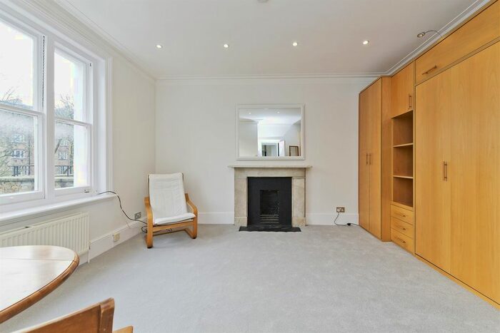 Studio To Rent In Lexham Gardens, London, W8