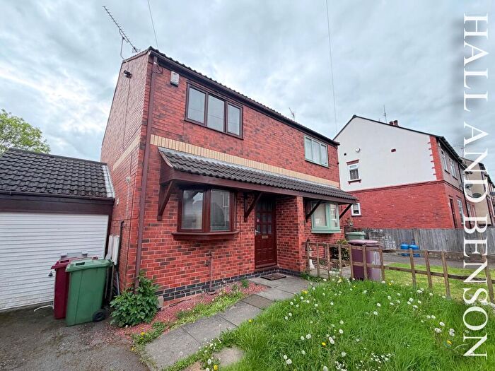 2 Bedroom Semi-Detached House To Rent In Downing Street, DE55