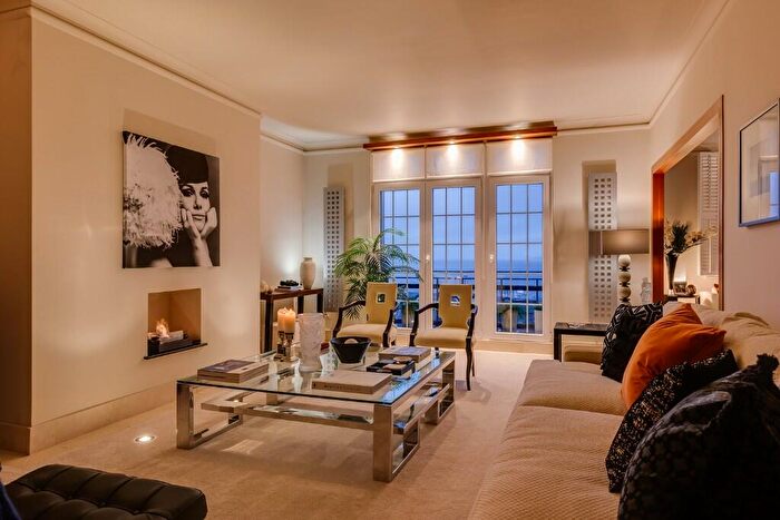 4 Bedroom Apartment For Sale In Bath Road, Bournemouth, Dorset, BH1