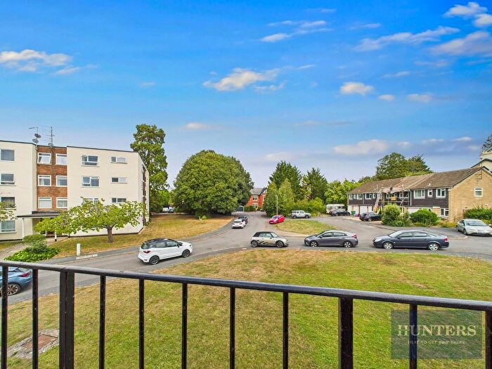 2 Bedroom Flat To Rent In Belworth Court, Hatherley Road, GL51