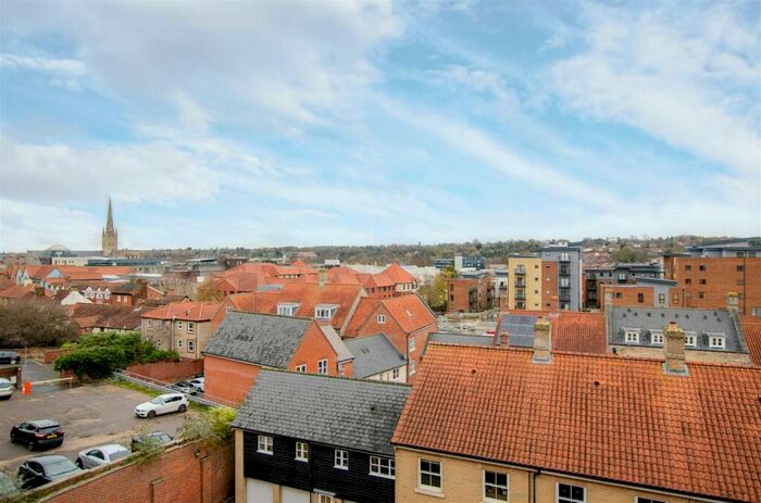 2 Bedroom Apartment To Rent In City Centre, NR1