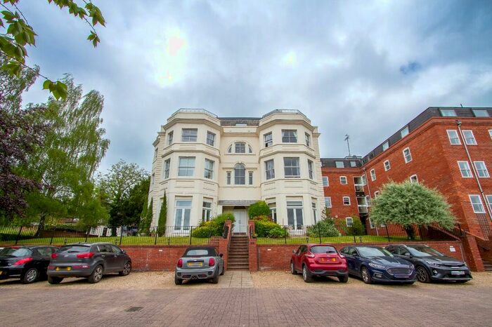 2 Bedroom Flat To Rent In Flat, Kenilworth Hall, Bridge Street, Kenilworth, CV8