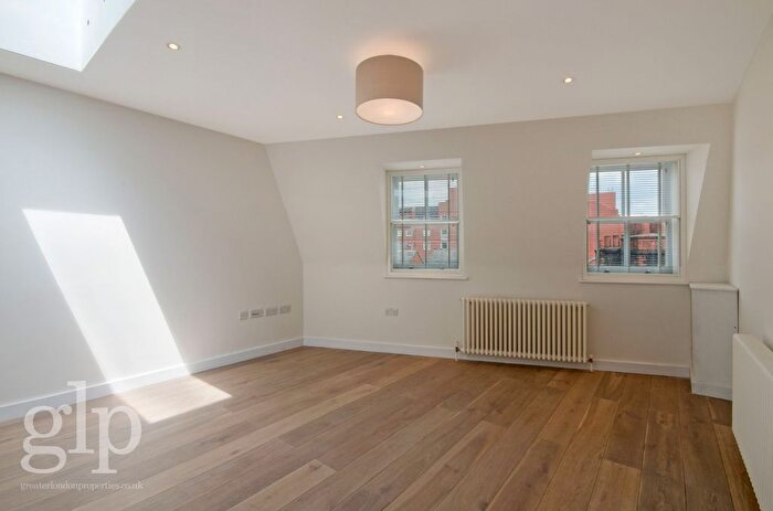 1 Bedroom Flat To Rent In Lisle Street, Soho, WC2H