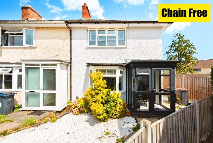 3 Bedroom Terraced House For Sale In The Garth, Birmingham, B14