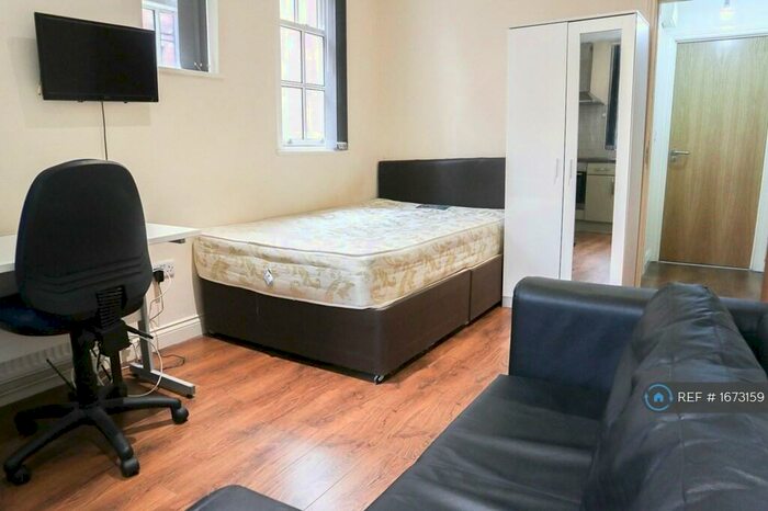 Studio To Rent In London Road, Leicester, LE2