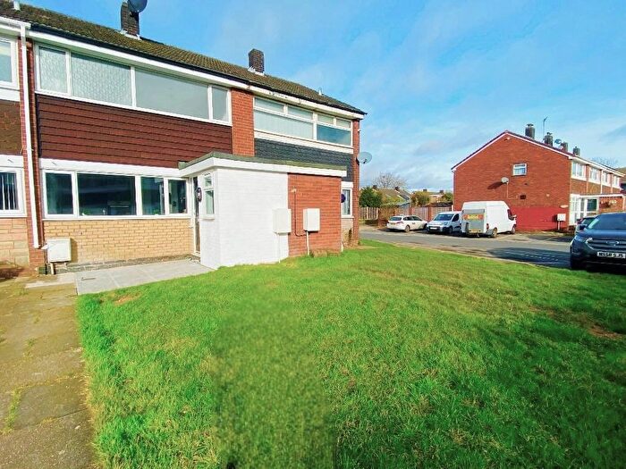 3 Bedroom Property To Rent In Thistledown Avenue, Burntwood, WS7