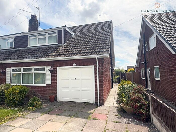 3 Bedroom Semi-Detached House For Sale In Haymakers Way, Saughall, CH1