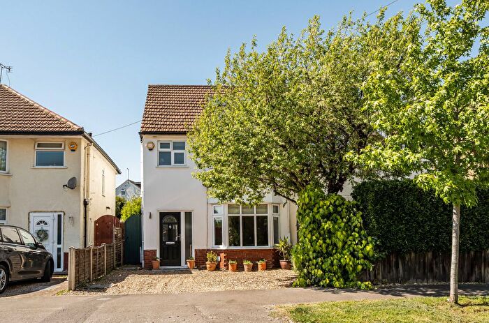 5 Bedroom Semi-Detached House For Sale In Vale Road, Windsor, Berkshire, SL4