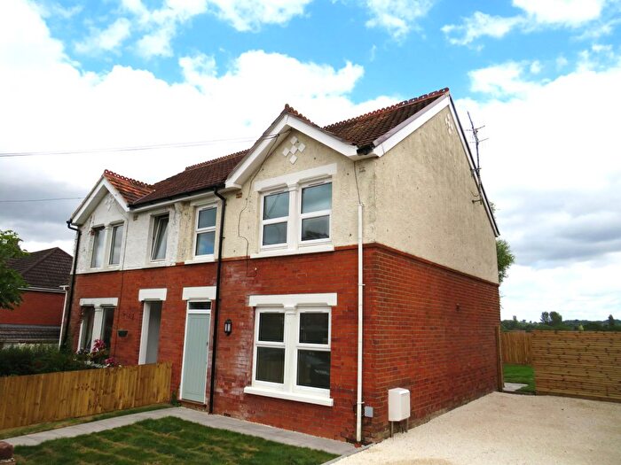 3 Bedroom Property To Rent In Milton Road, Salisbury, SP2
