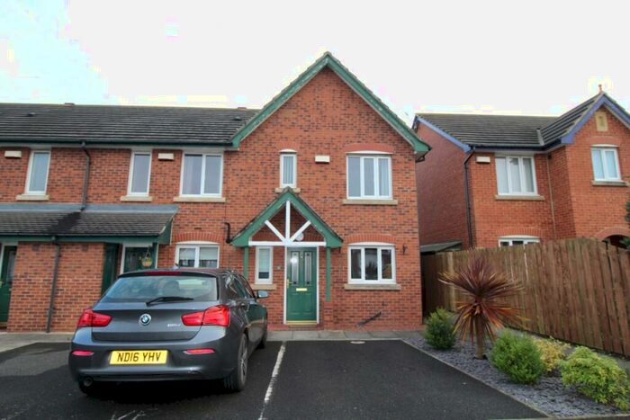 3 Bedroom Terraced House To Rent In Kenmore Close, Gateshead, Tyne And Wear, NE10