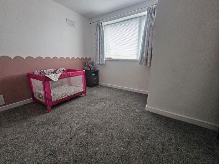 2 Bedroom End Of Terrace House For Sale In Booths Lane, Great Barr, Birmingham, B42