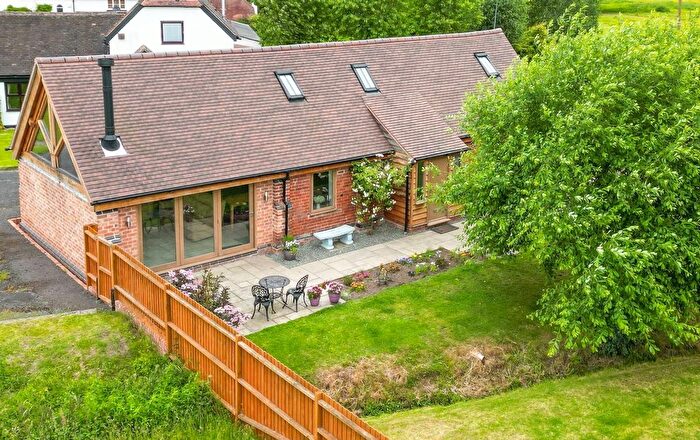 4 Bedroom Barn Conversion For Sale In Green Lane, Callow Hill, B97