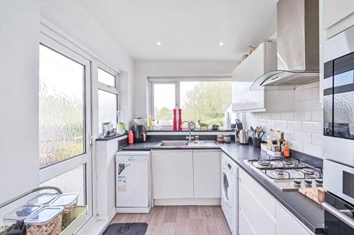 1 Bedroom Flat To Rent In Dehar Crescent, Hendon, London, NW9