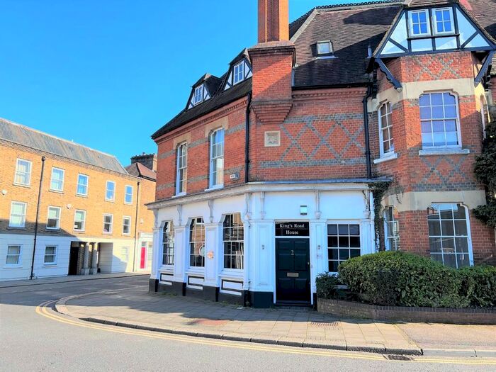 1 Bedroom Flat To Rent In Kings Road House, Windsor, SL4