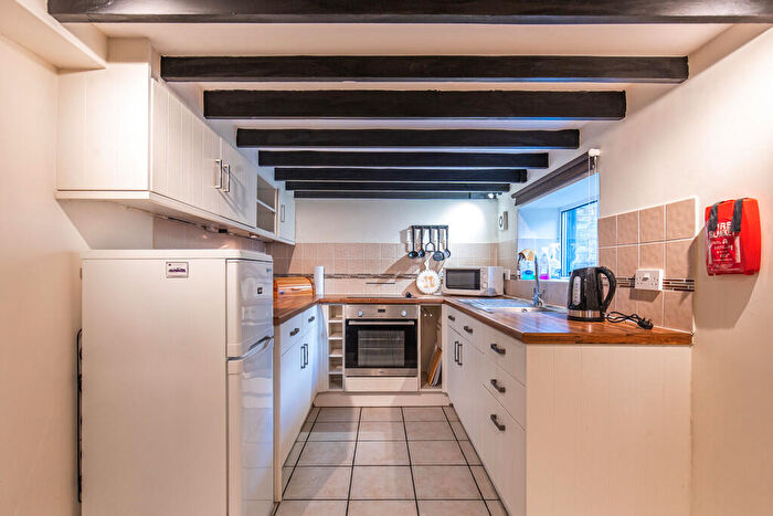 2 Bedroom Cottage For Sale In Stanhoe, PE31