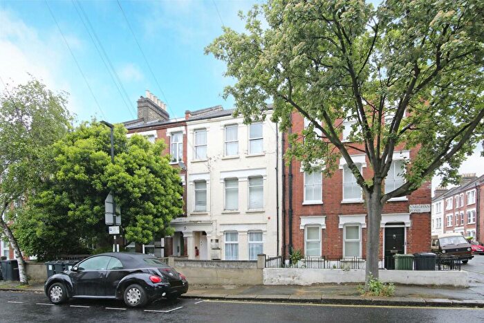 1 Bedroom Flat To Rent In Vaughan Road, Camberwell, SE5