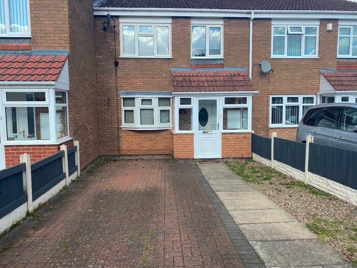 3 Bedroom Terraced House To Rent In Catisfield Crescent, Pendeford, Wolverhampton, WV8