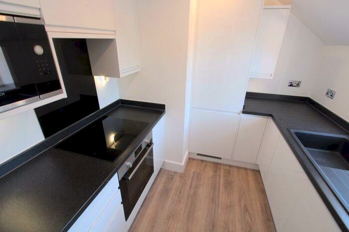 2 Bedroom Flat To Rent In Blundellsands Road East, Blundellsands, L23