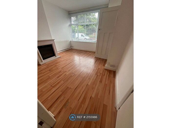 2 Bedroom Terraced House To Rent In Hampshire Road, Droylsden, Manchester, M43