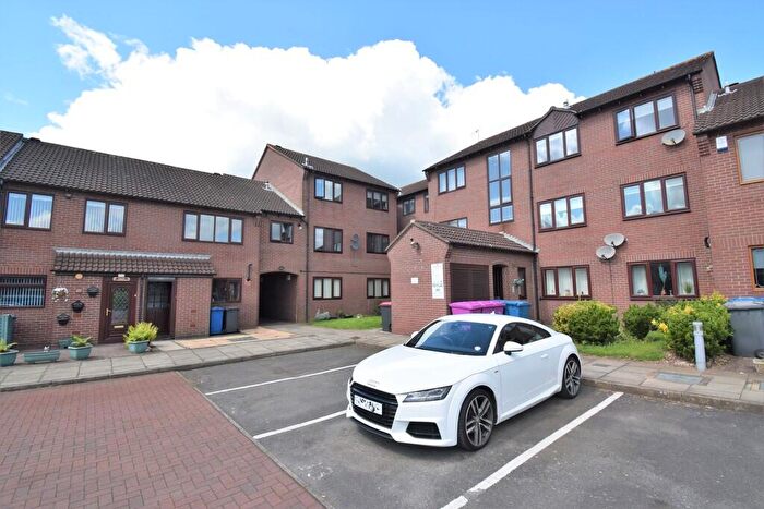 2 Bedroom Apartment To Rent In Saxon Mill Lane, Tamworth, B79