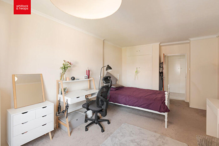 2 Bedroom Apartment For Sale In Palmeira Avenue, Hove, BN3 - Photo 6