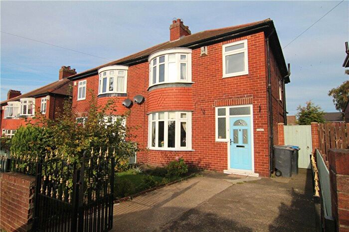 3 Bedroom Semi-Detached House To Rent In Moor Crescent, Gilesgate, Durham, DH1