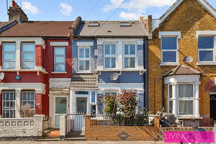 6 Bedroom Terraced House To Rent In Harringay Road, London, N15