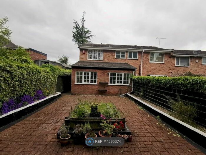 2 Bedroom End Of Terrace House To Rent In Anne Crescent, Coventry, CV3