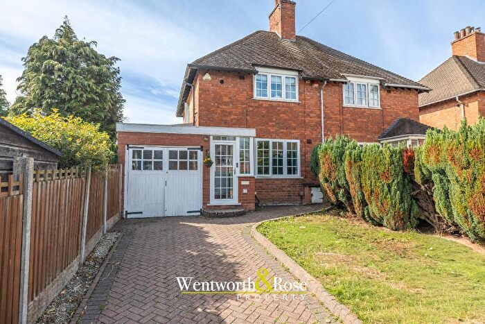 2 Bedroom Semi-Detached House For Sale In Hay Green Close, Bournville, Birmingham, B30