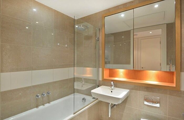 1 Bedroom Flat To Rent In Cubitt Building, Gatliff Road, Grosvenor Waterside, SW1W