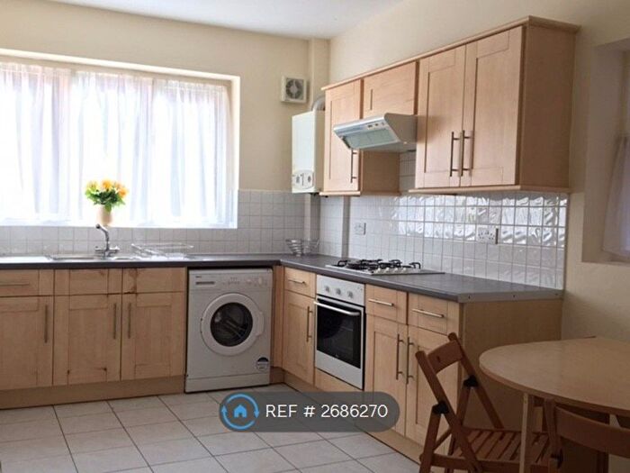 5 Bedroom Terraced House To Rent In Derby Road, Manchester, M14