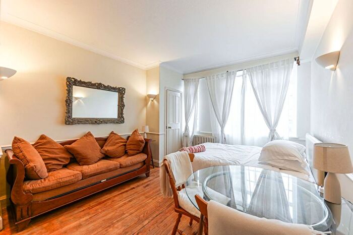 Studio To Rent In Sloane Avenue, Chelsea, London, SW3