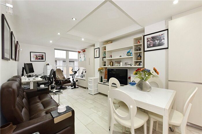 1 Bedroom Flat For Sale In Bird Street, London, W1U