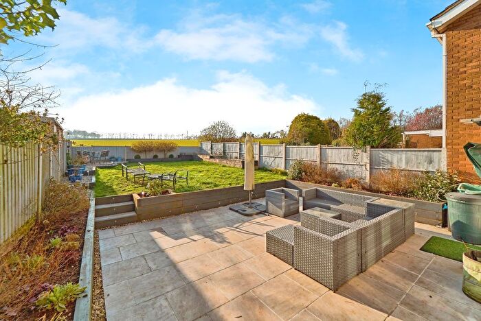 3 Bedroom Link Detached House For Sale In Cartersfield Lane, Stonnall, WS9