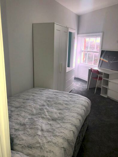 8 Bedroom Terraced House To Rent In Wavertree Road, Liverpool, Merseyside, L7