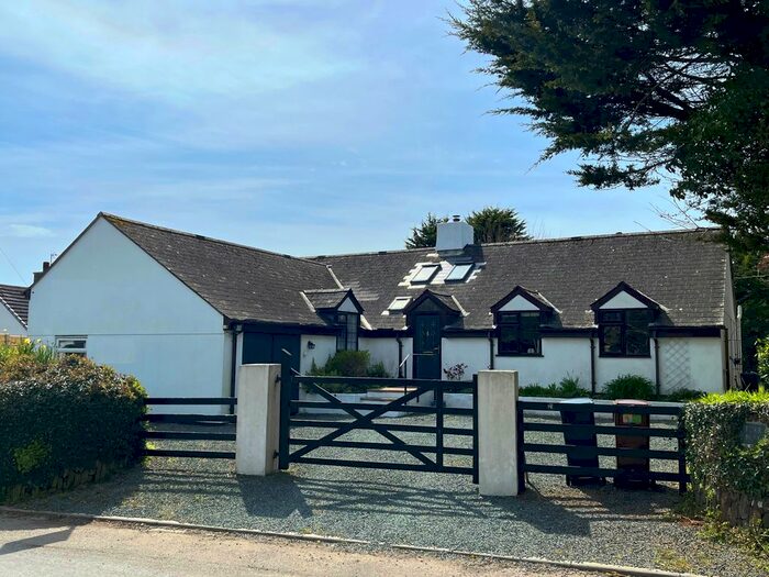 3 Bedroom Detached Bungalow For Sale In Kingston, Kingsbridge, TQ7