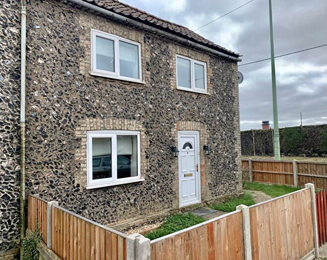 2 Bedroom Cottage To Rent In Holmsey Green, Beck Row, Bury St. Edmunds, IP28