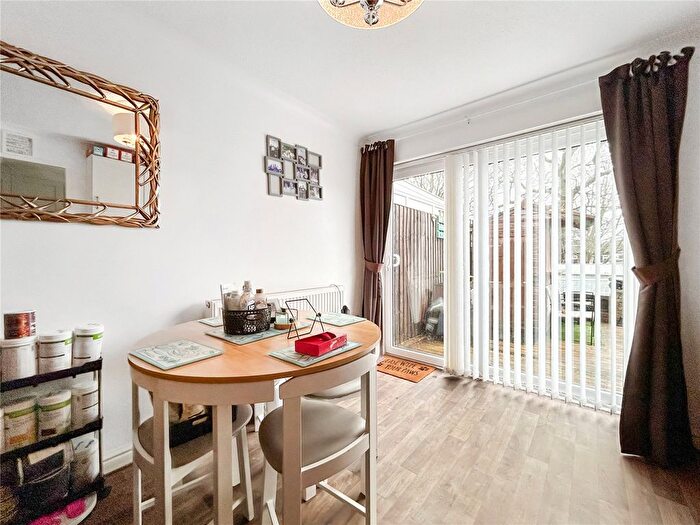 3 Bedroom End Of Terrace House For Sale In Style Close, Parkwood, Kent, ME8