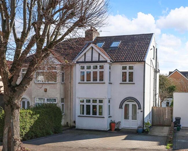 4 Bedroom Semi Detached House For Sale In Bedminster Road, Bedminster, Bristol, BS3
