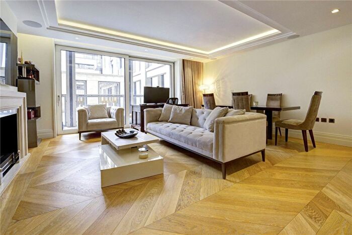 2 Bedroom Flat To Rent In Strand, London, WC2R