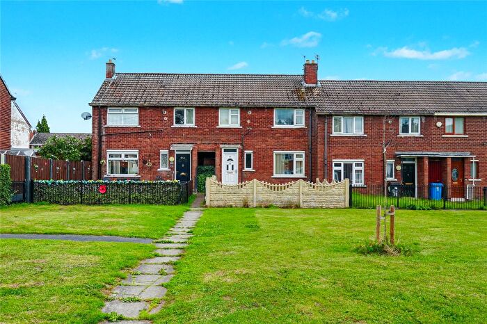 3 Bedroom Terraced House For Sale In Bankfield Road, Widnes, Cheshire, WA8
