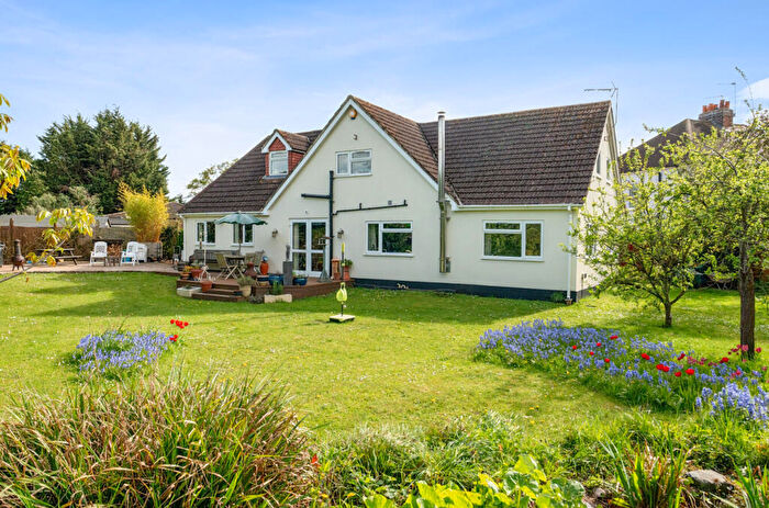 5 Bedroom Bungalow For Sale In The Avenue, Old Windsor, Windsor, SL4
