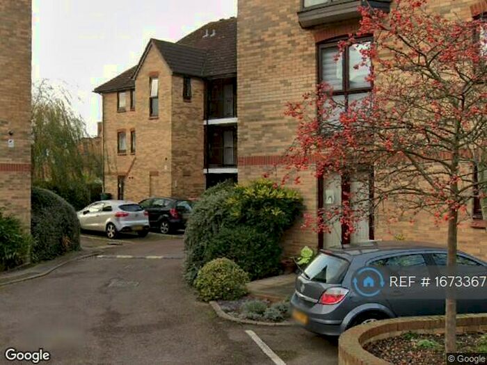 2 Bedroom Flat To Rent In Merton Road, Bedford, MK40
