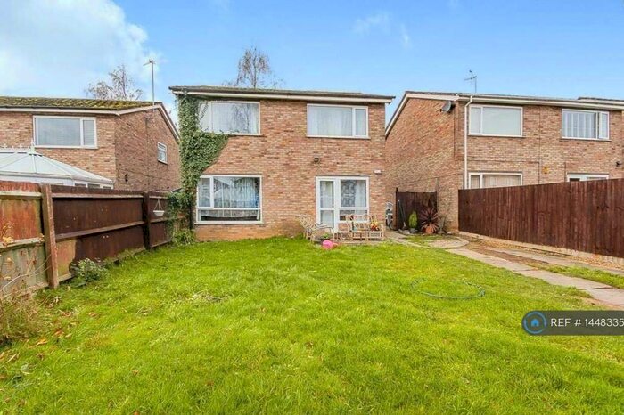 4 Bedroom Detached House To Rent In Peartree Walk, Peterborough, PE7