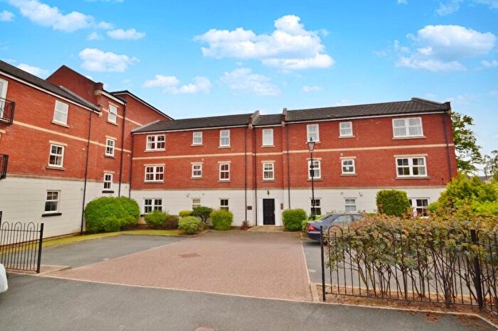 2 Bedroom Flat To Rent In Mansion Gate Drive, Chapel Allerton, Leeds, LS7