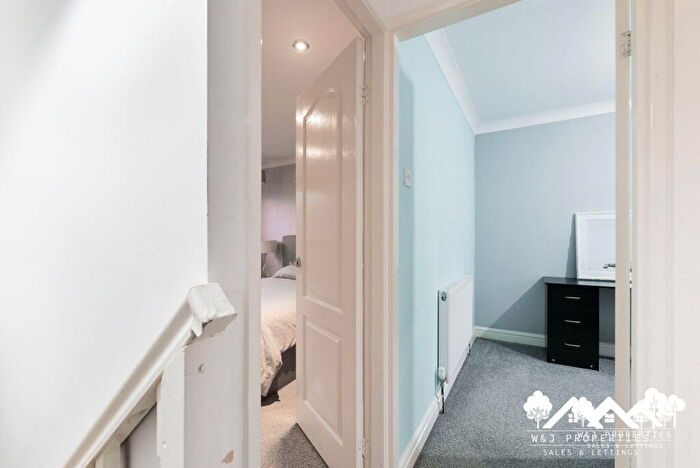 2 Bedroom Terraced House For Sale In Marton Walk, Whitehall Darwen, BB3