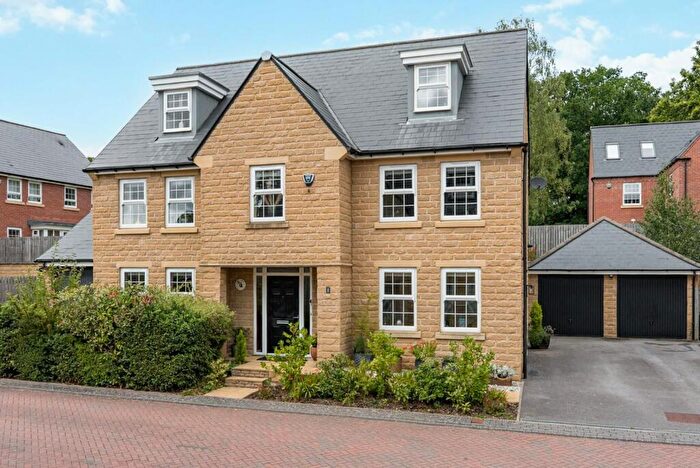 5 Bedroom Detached House For Sale In Bragg Court, Adel, LS16