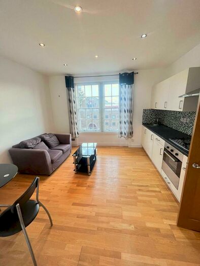 2 Bedroom Flat To Rent In The Highway, Wapping, Shadwell, Tower Hill, London, E1W