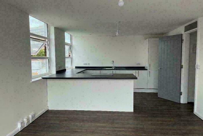 2 Bedroom Flat To Rent In Foundry Court, Recorder Road, Norwich, Norfolk, NR1